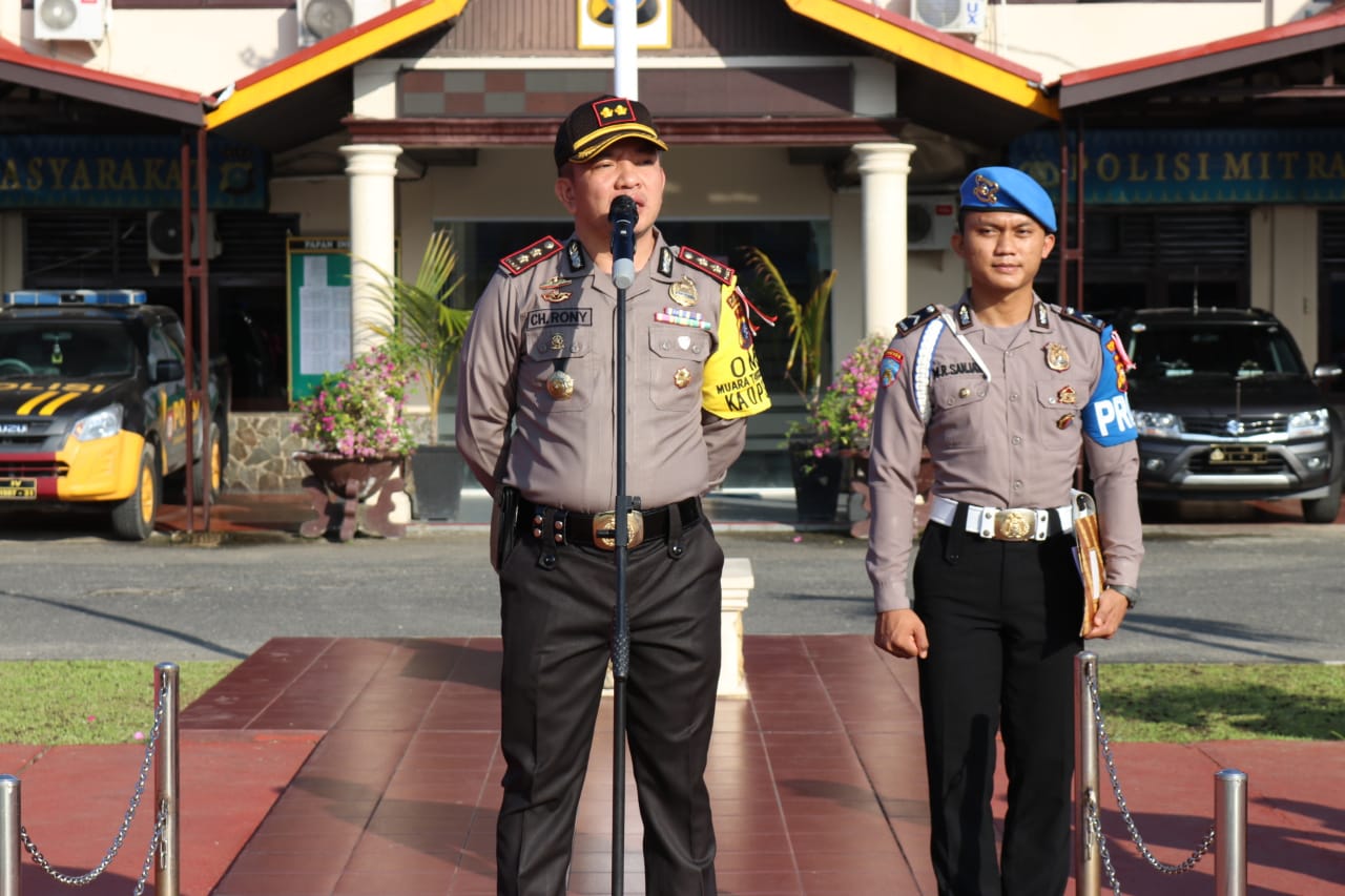 56 Personel Polres Inhil Naik Pangkat